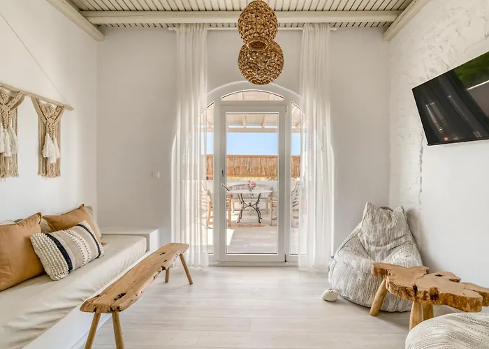 Apartment Cavos Paros Veranda, Sea-view Terrace & 2 Bedrooms Aliki (Paros)