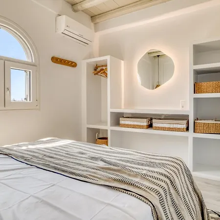 Apartment Cavos Paros Veranda, Sea-view Terrace & 2 Bedrooms Aliki (Paros)