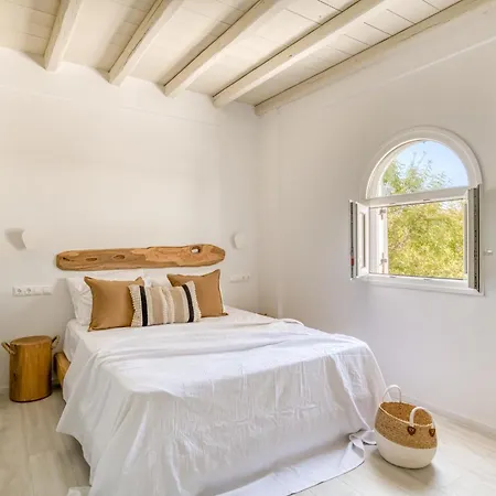 Cavos Paros Veranda, Sea-view Terrace & 2 Bedrooms *