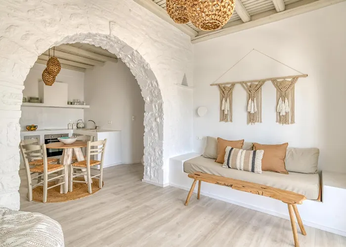 Cavos Paros Veranda, Sea-view Terrace & 2 Bedrooms Διαμέρισμα Αλυκή
