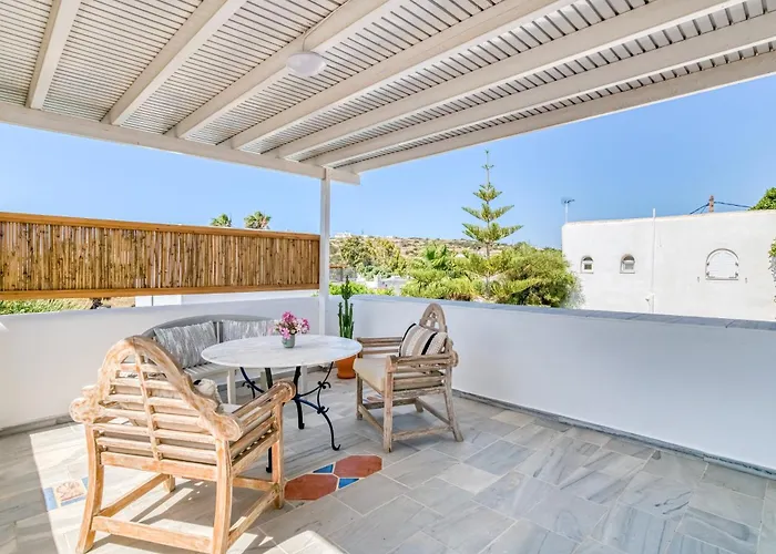 Cavos Paros Veranda, Sea-view Terrace & 2 Bedrooms Διαμέρισμα