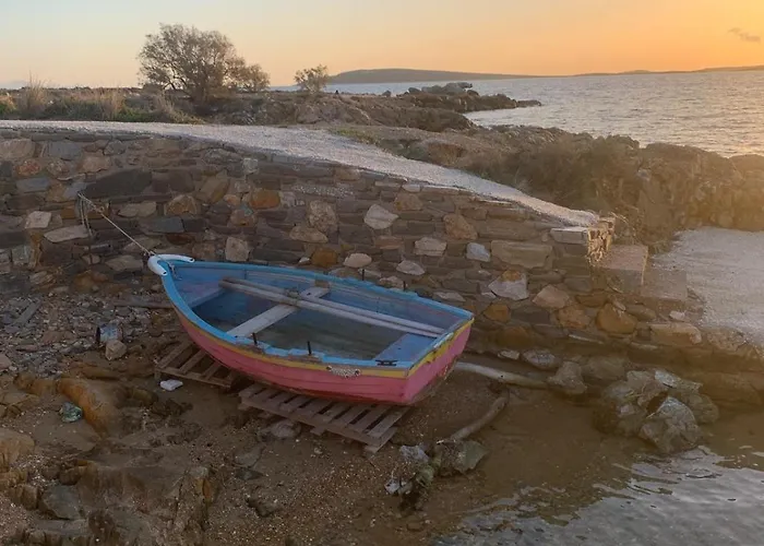 Cavos Paros Veranda, Sea-view Terrace & 2 Bedrooms Διαμέρισμα